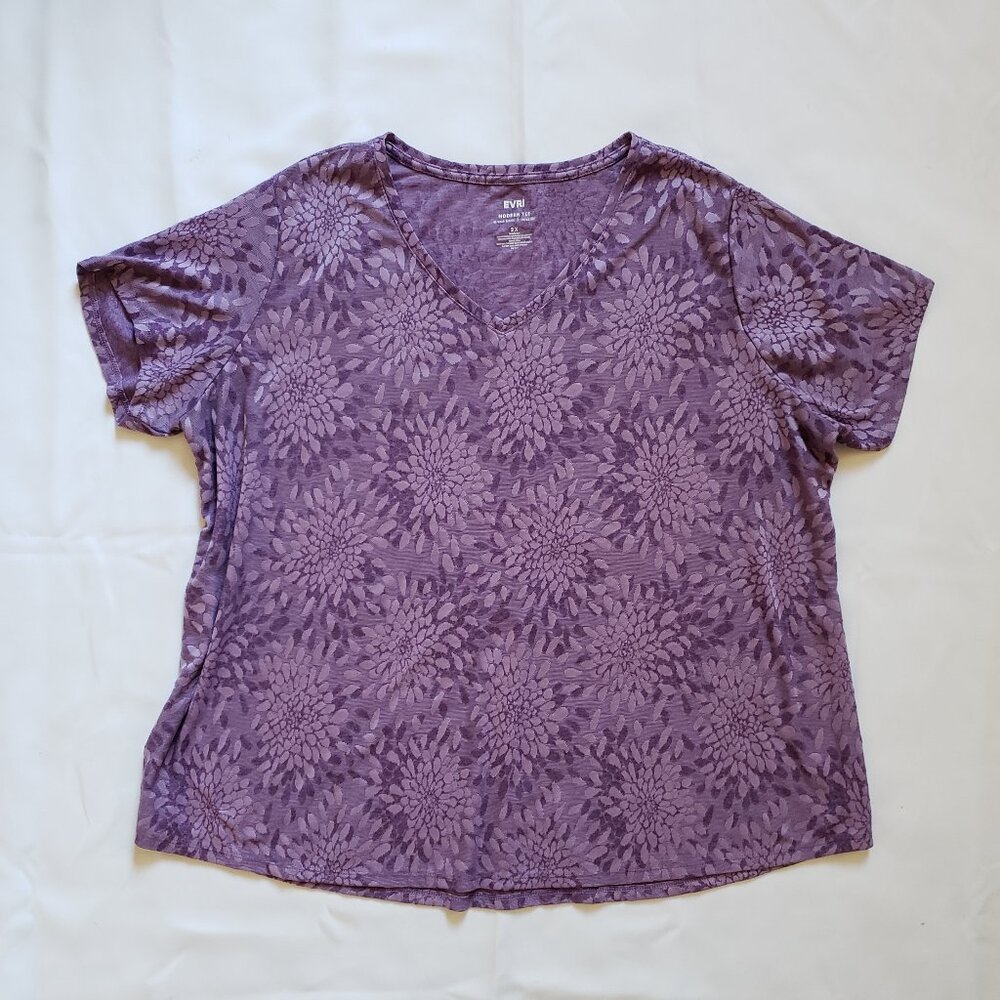 EVRI Modern Tee size 2X purple floral stretch shirt spring